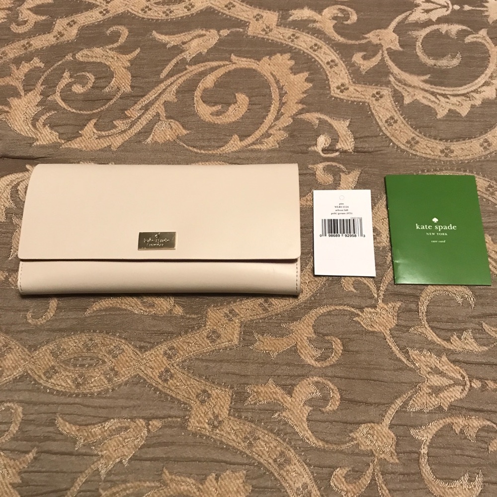 100% Authentic Kate Spade Wallet
